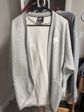 Nike Cardigan